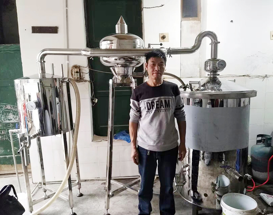 16458584758923.jpg 白蘭地蒸餾器.jpg