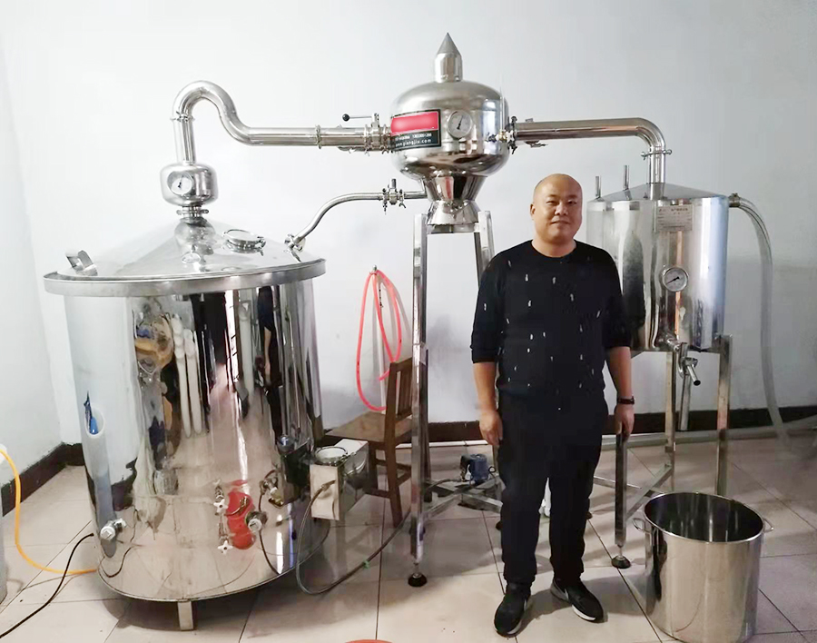 16458585014191.jpg 白酒釀酒設(shè)備2.jpg